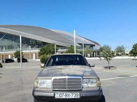 Mercedes E 220