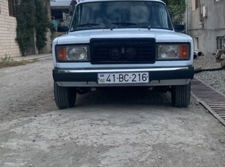 LADA (VAZ) 2107