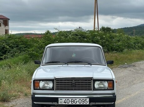 LADA (VAZ) 2107