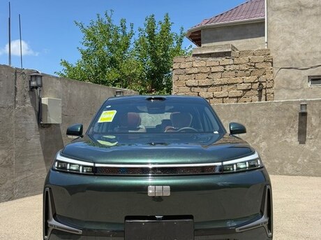 Geely Galaxy M9
