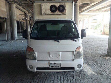 Hyundai H 100
