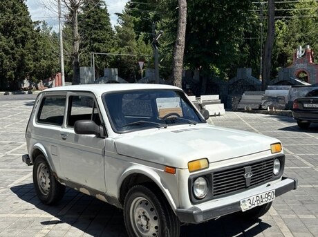 LADA (VAZ) Niva