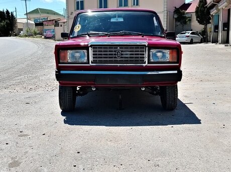 LADA (VAZ) 2107