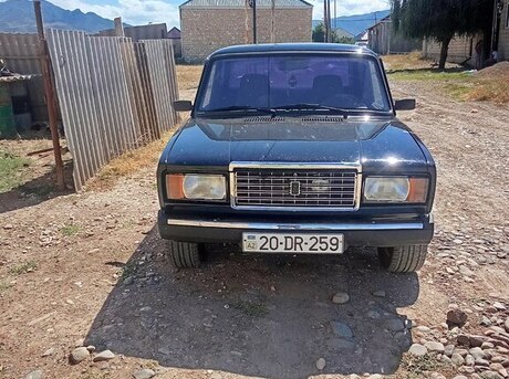 LADA (VAZ) 2107
