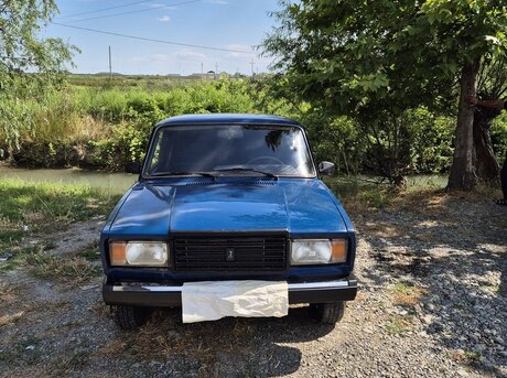 LADA (VAZ) 2107