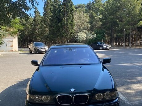 BMW 525
