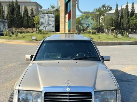 Mercedes 200 D