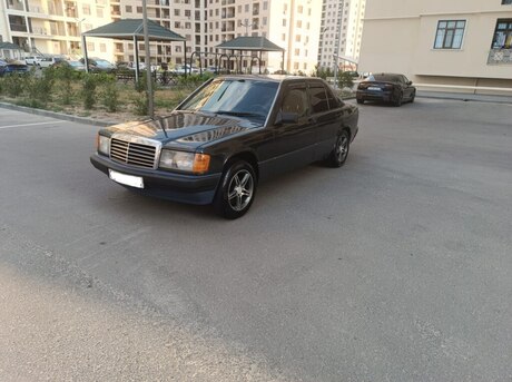 Mercedes 190