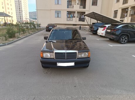 Mercedes 190