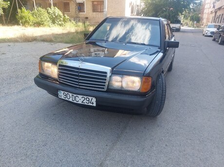Mercedes 190