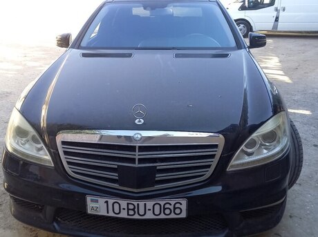 Mercedes S 550 4MATIC