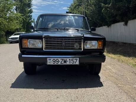 LADA (VAZ) 2107