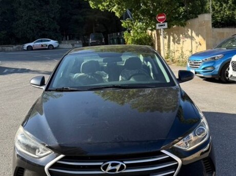 Hyundai Elantra