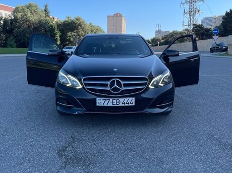 Mercedes E 220