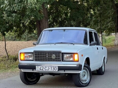 LADA (VAZ) 2107