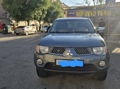 Mitsubishi L200