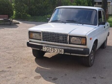 LADA (VAZ) 2107