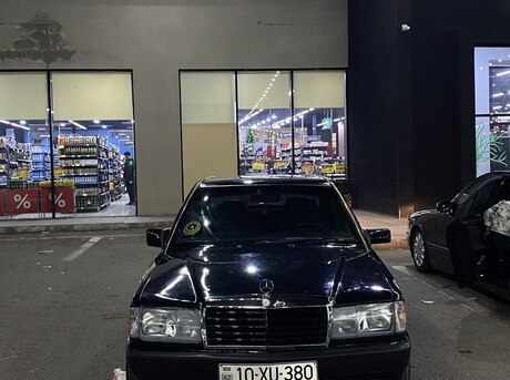 Mercedes 190