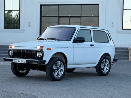 LADA (VAZ) Niva