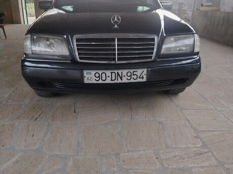 Mercedes C 180