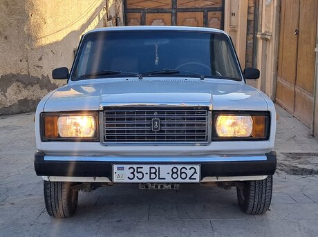 LADA (VAZ) 2107