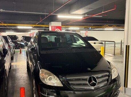 Mercedes B 170