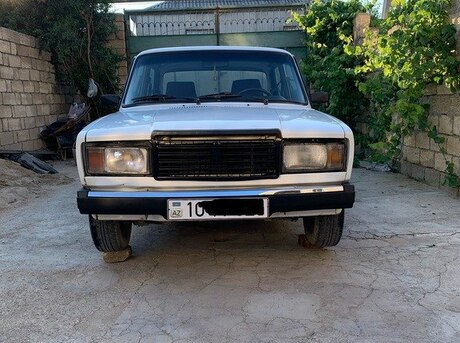 LADA (VAZ) 2107