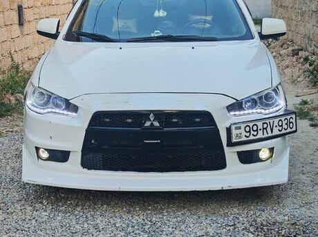 Mitsubishi Lancer