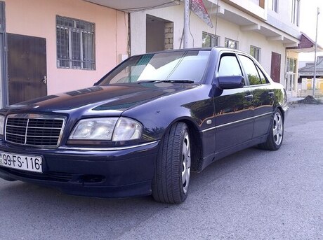 Mercedes C 220