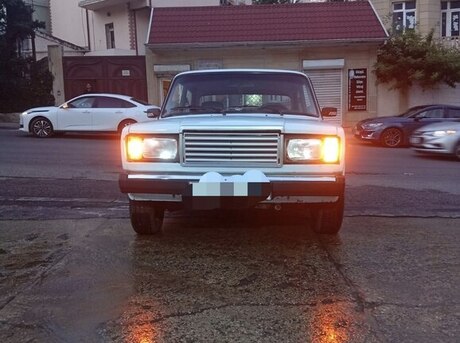 LADA (VAZ) 2107