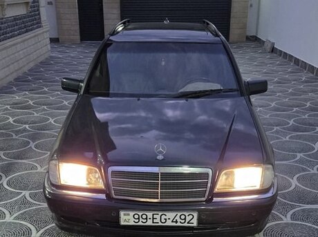Mercedes C 220