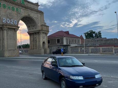 LADA (VAZ) 2112