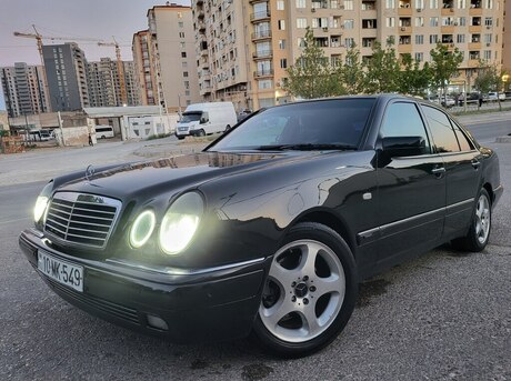 Mercedes E 280