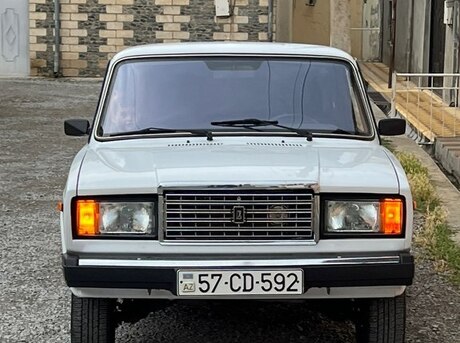 LADA (VAZ) 2107