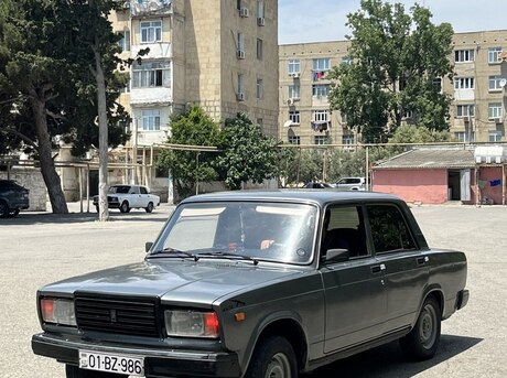 LADA (VAZ) 2107