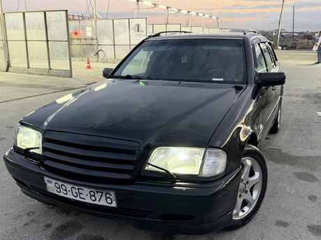 Mercedes C 180