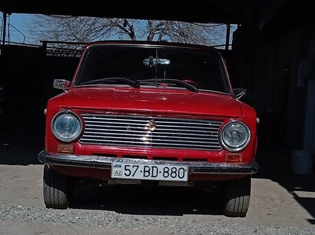 LADA (VAZ) 21011