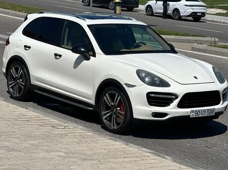 Porsche Cayenne Turbo