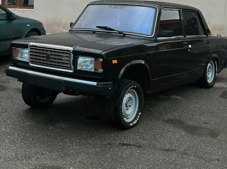 LADA (VAZ) 2107
