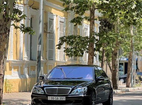 Mercedes S 500