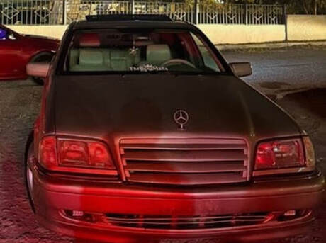 Mercedes C 230