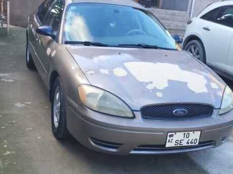 Ford Taurus