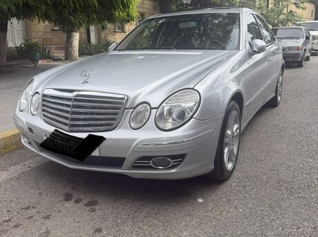 Mercedes E 270