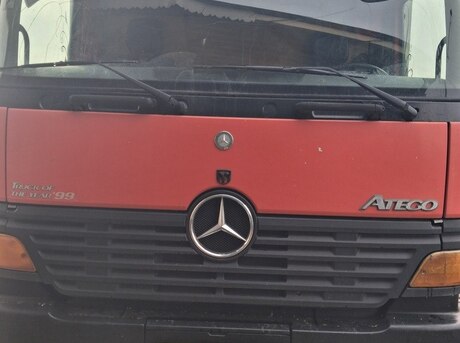 Mercedes Atego 1828