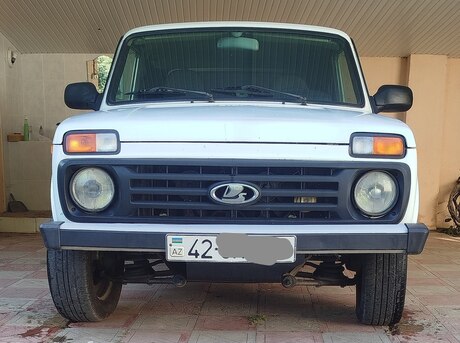 LADA (VAZ) Niva