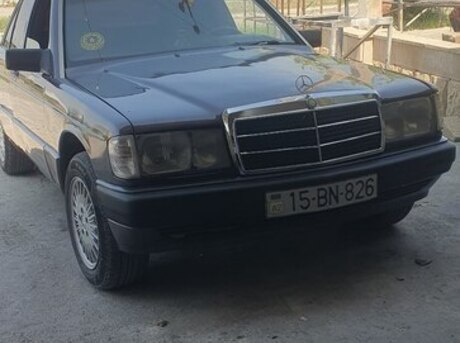 Mercedes 190
