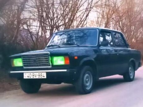 LADA (VAZ) 2107