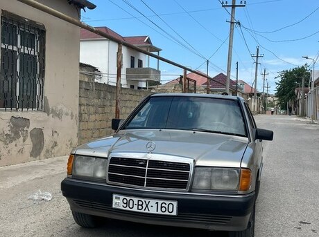 Mercedes 190