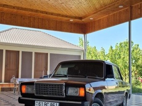 LADA (VAZ) 2107