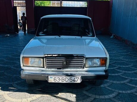 LADA (VAZ) 2107